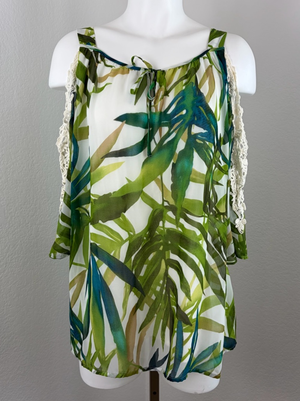 Chico’s Palm Leaf Print Cold Shoulder Tunic Top